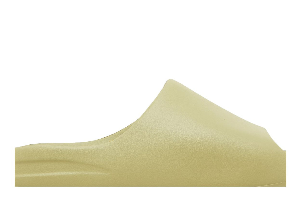 Adidas Yeezy Slide Resin - vue de profil