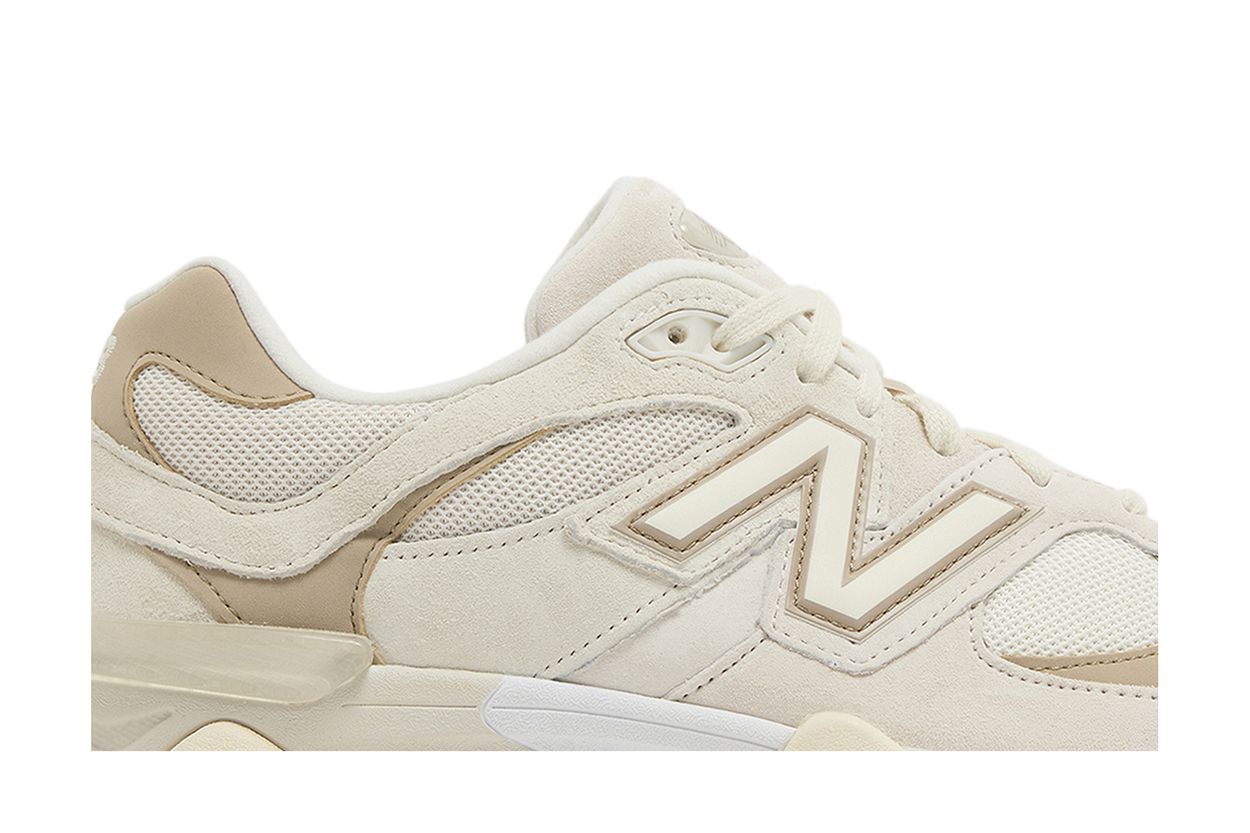 New Balance 9060 Sea Salt Brown - vue de dessus