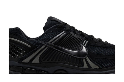 Nike Zoom Vomero 5 Black Metallic Dark Grey - vue de dessus