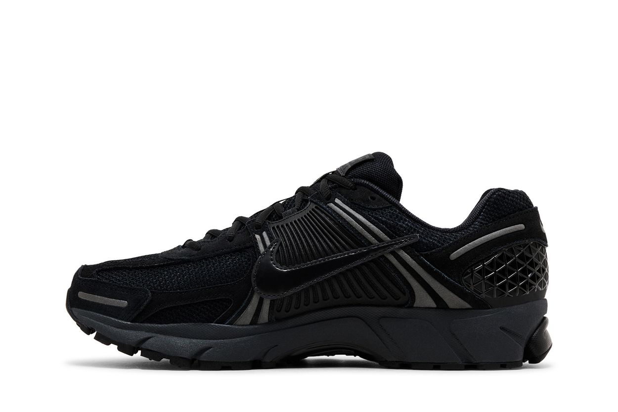 Nike Zoom Vomero 5 Black Metallic Dark Grey - vue arrière