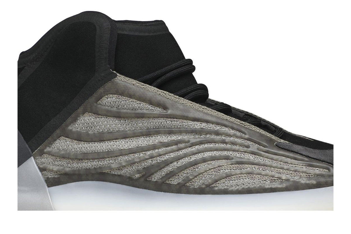 Adidas Yeezy Quantum Barium - vue de profil
