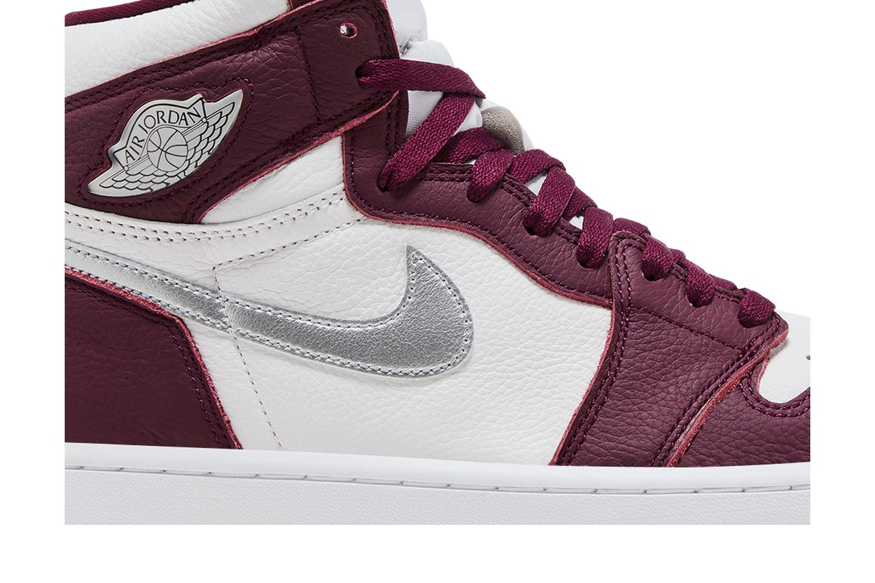 Air Jordan 1 Retro High OG Bordeaux - vue de dessus