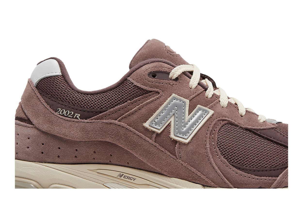 New Balance 2002R Black Fig - vue de dessus